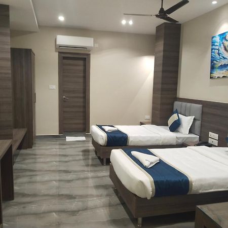 Hotel Dolly Siliguri Exterior foto